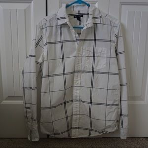 Gap Black and White Plaid Button Up